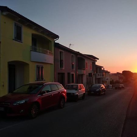 La Casa Del Sole - Casa Vacanze Ури Экстерьер фото